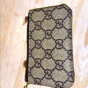 Women’s small wallet/ cardholder/ keychain